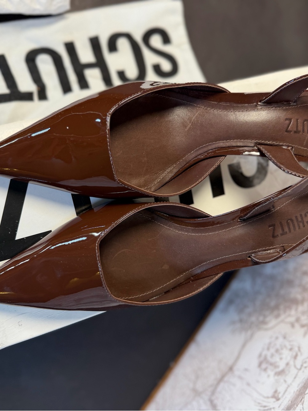 Schutz Paola Mid Pump in Root Brown shiny leather slingback pointed kitten heel - Picture 3 of 7